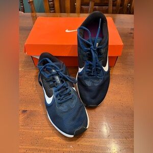 Nike Women's Downshifter 9 Blue/Black/White - Size 9.5